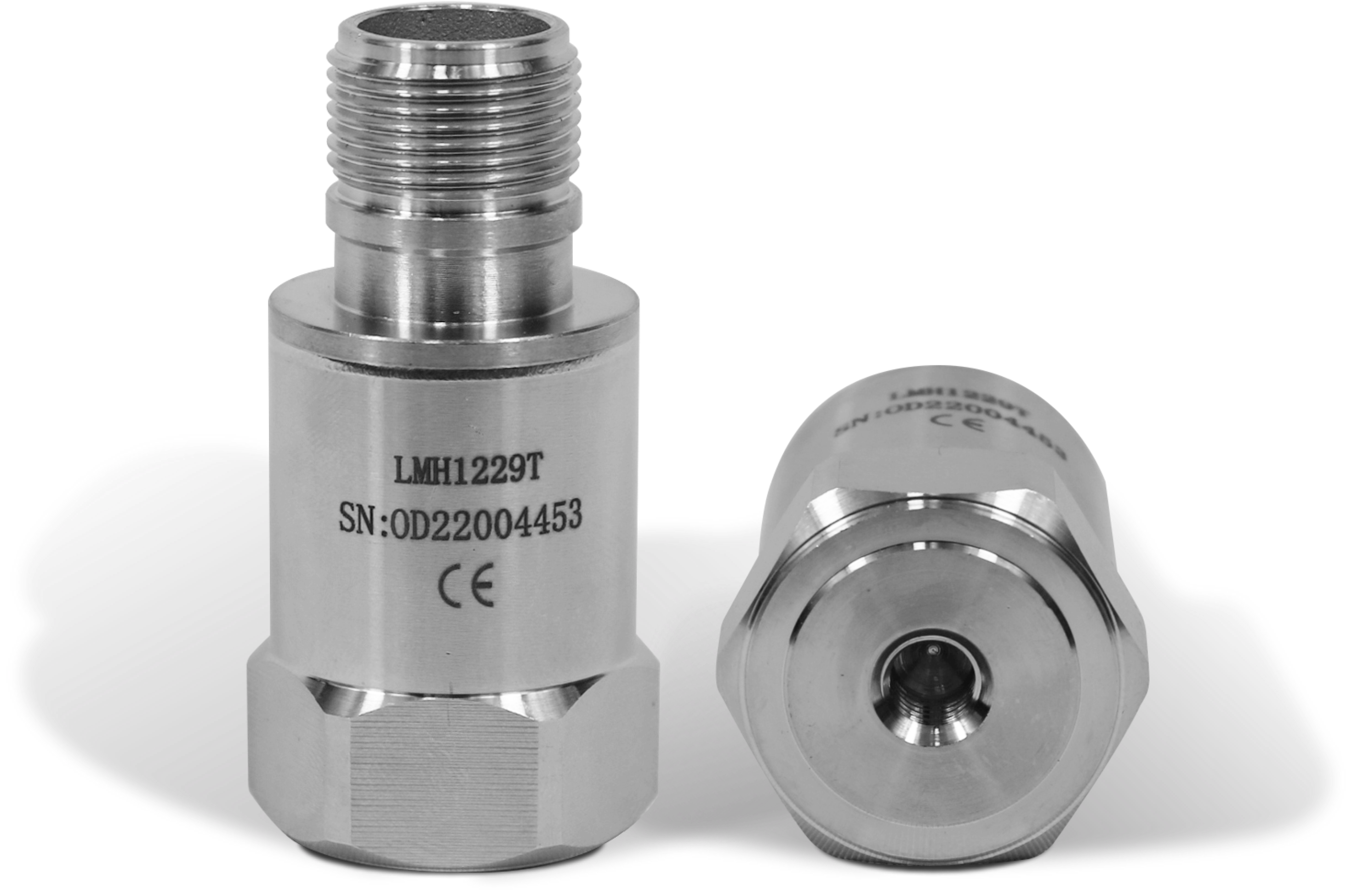 Common Frequency Vibration Temperature Integrated Sensor